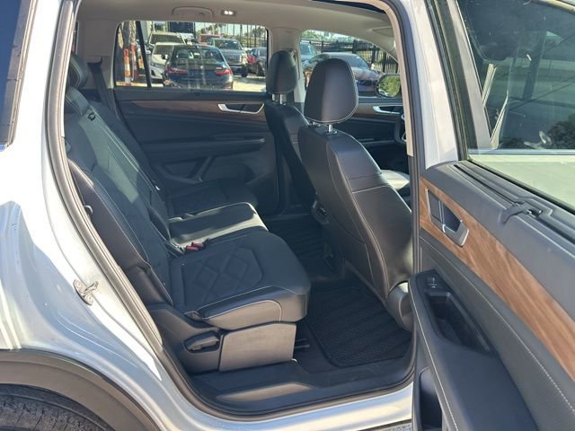 Used 2024 Volkswagen Atlas SE FWD image 9
