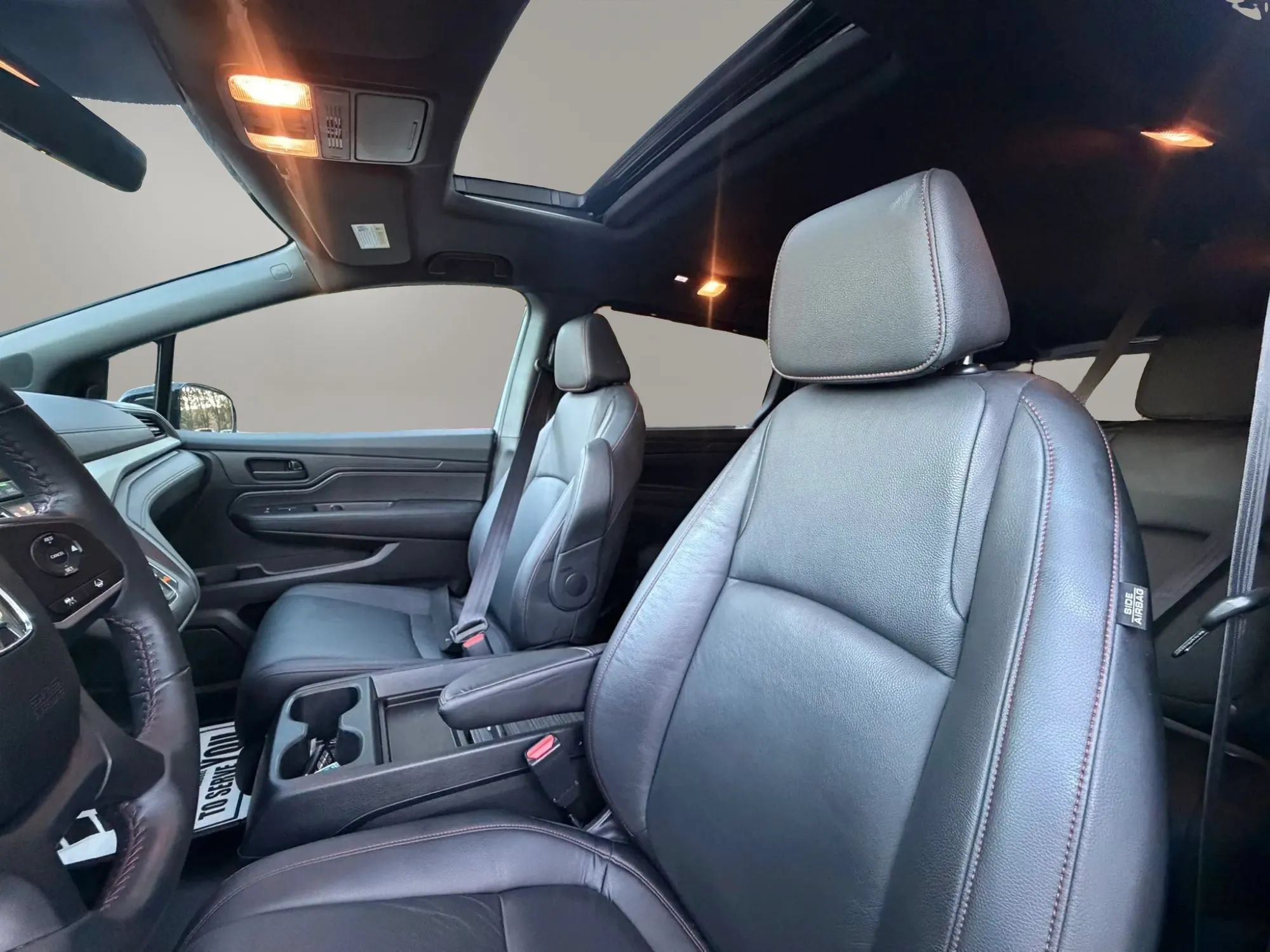 Used 2024 Honda Odyssey Sport image 10