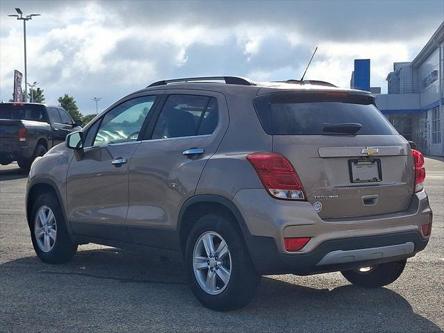 Used 2018 Chevrolet Trax LT w/ LT Convenience Package AWD/4WD image 5