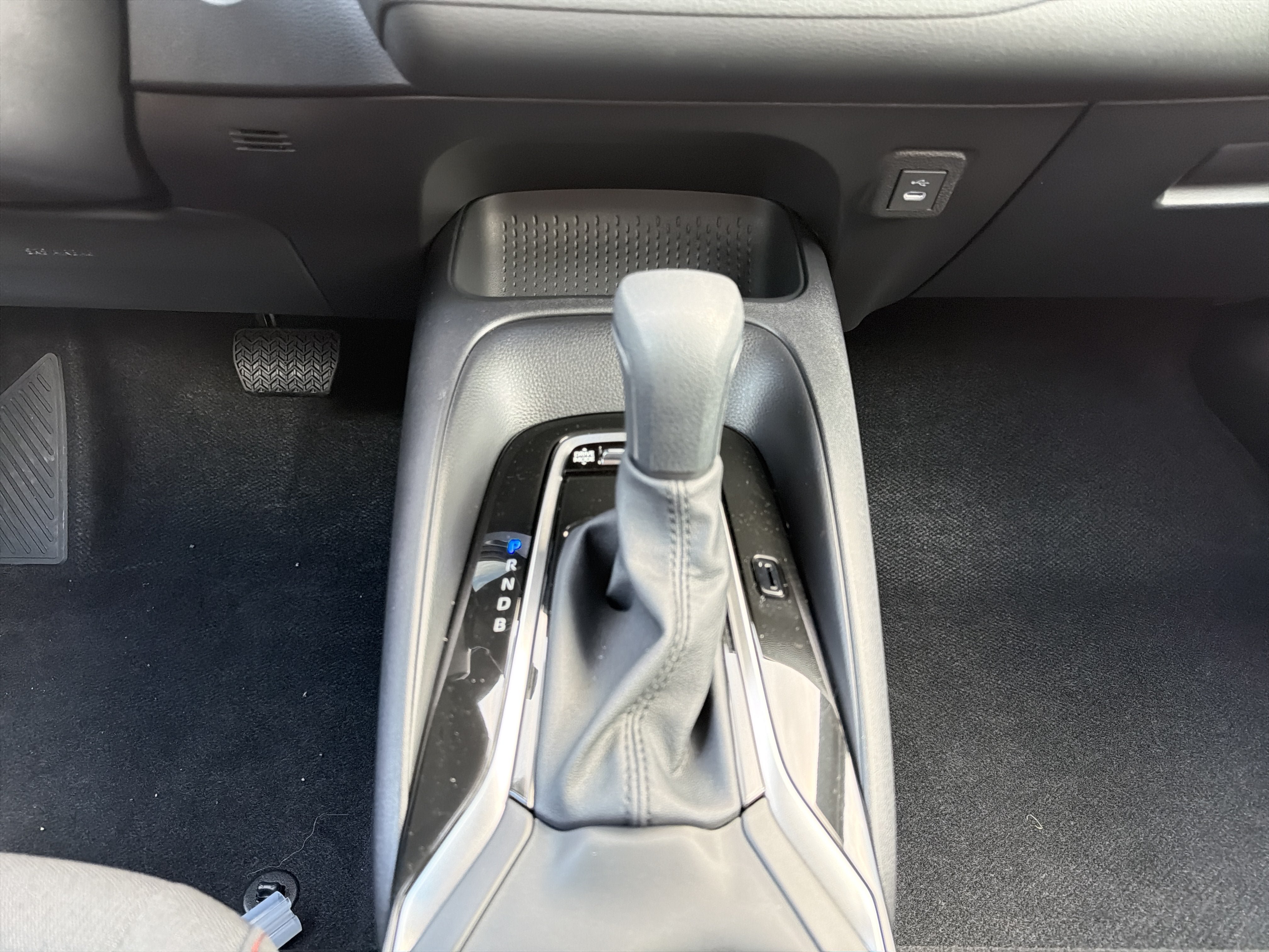 New 2027 Toyota Corolla SE FWD image 10