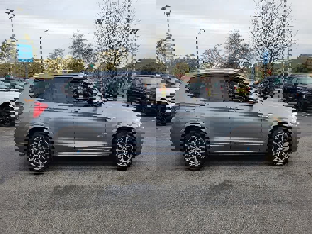 Used 2016 BMW X3 sDrive28i image 8