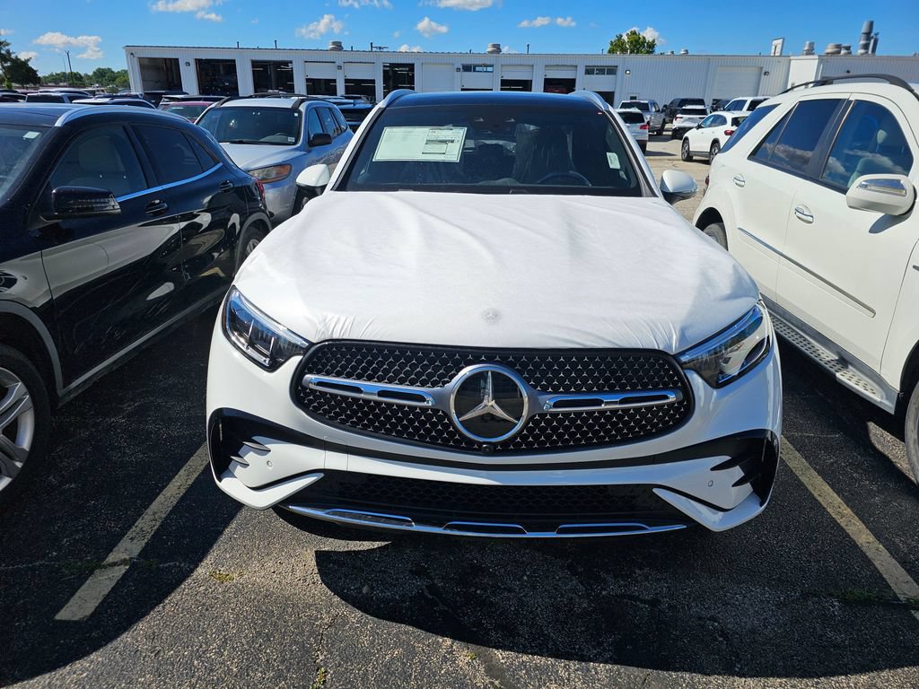 New 2026 Mercedes-Benz GLC 300 4MATIC image 4