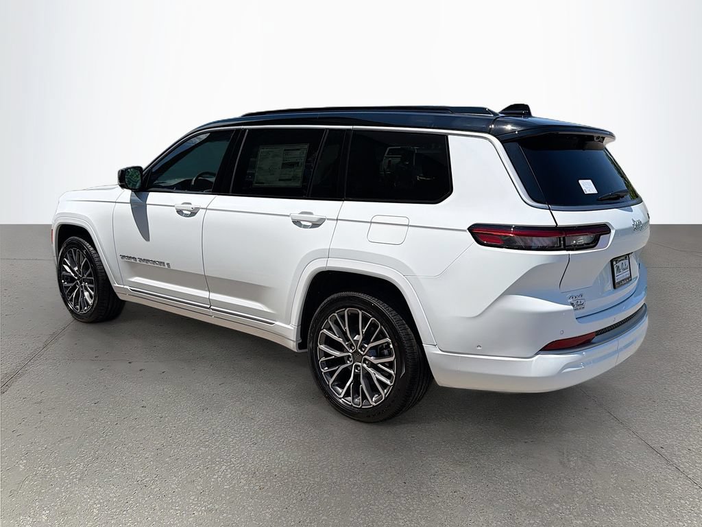 New 2026 Jeep Grand Cherokee L Summit AWD/4WD image 6