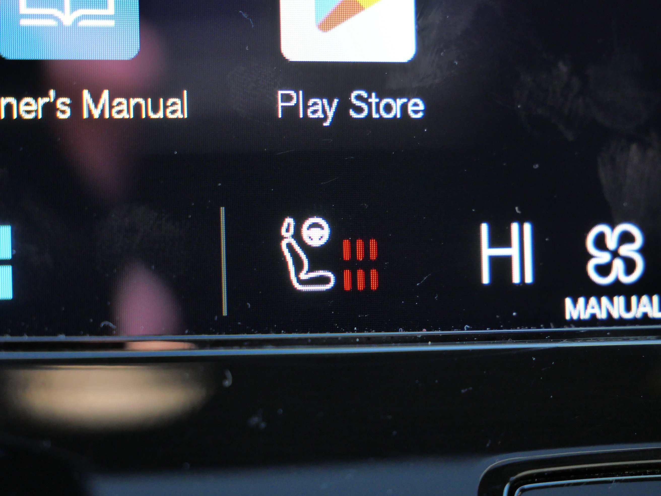 Used 2023 Volvo XC40 Recharge Ultimate image 30