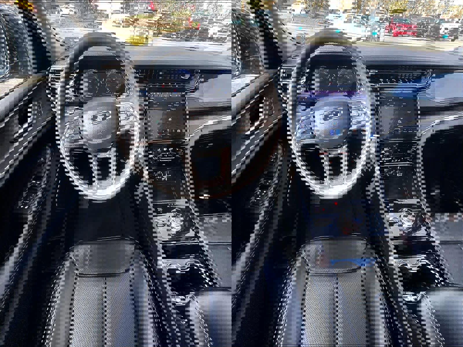 Used 2023 Jeep Grand Cherokee L Limited w/ Luxury Tech Group II AWD/4WD image 17