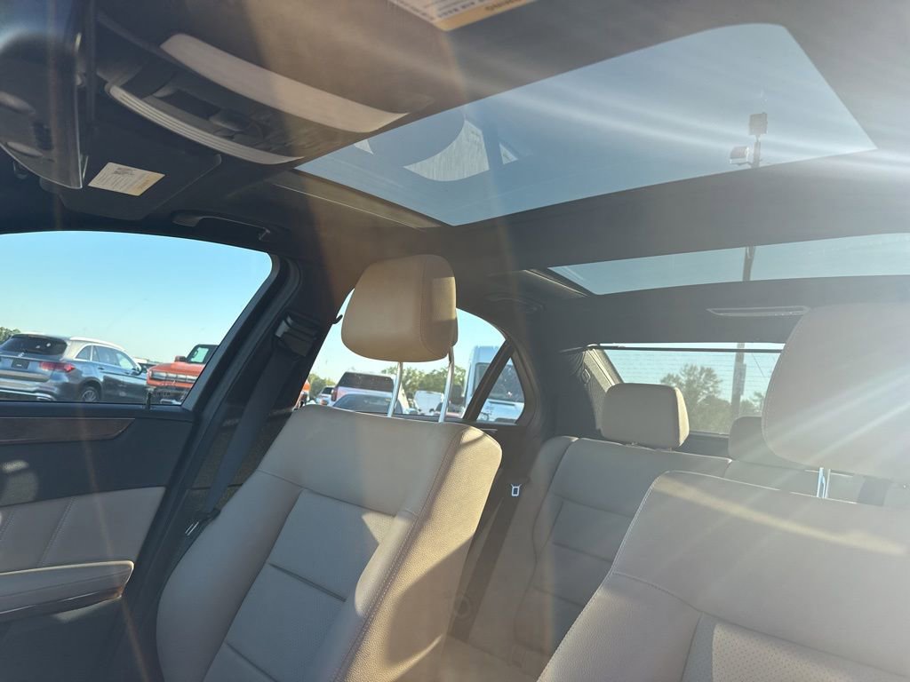 Used 2012 Mercedes-Benz E 350 4MATIC Sedan image 8