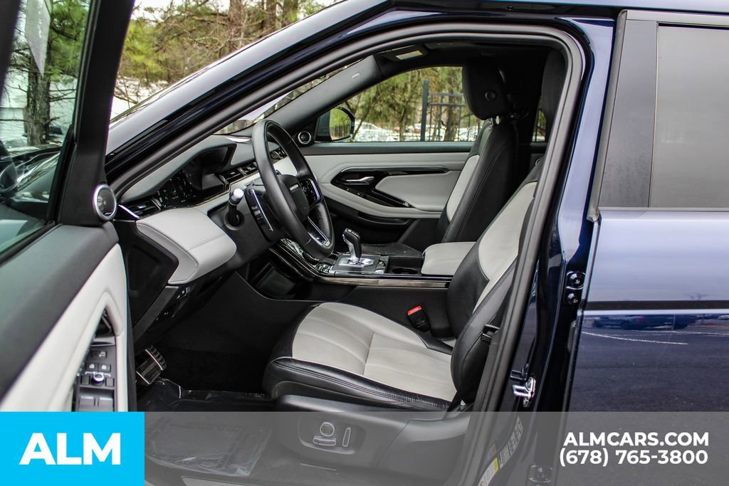 Used 2021 Land Rover Range Rover Evoque R-Dynamic SE image 17