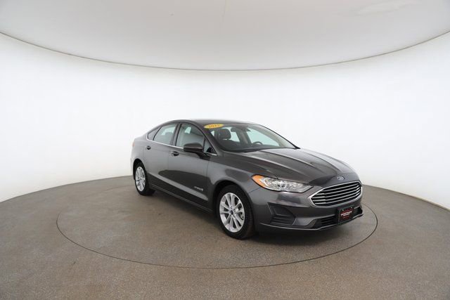 Used 2019 Ford Fusion SE image 27