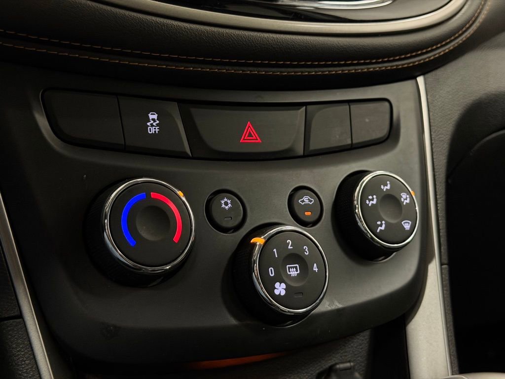 Used 2017 Chevrolet Trax LT w/ LT Convenience Package image 20