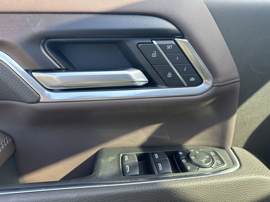 New 2025 GMC Sierra 3500 Denali w/ Technology Package image 7