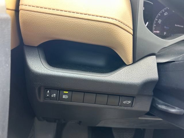 Used 2024 Toyota RAV4 XLE w/ Convenience Package FWD image 25