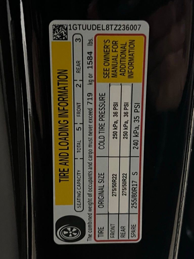 New 2026 GMC Sierra 1500 SLT w/ SLT Convenience Package image 43