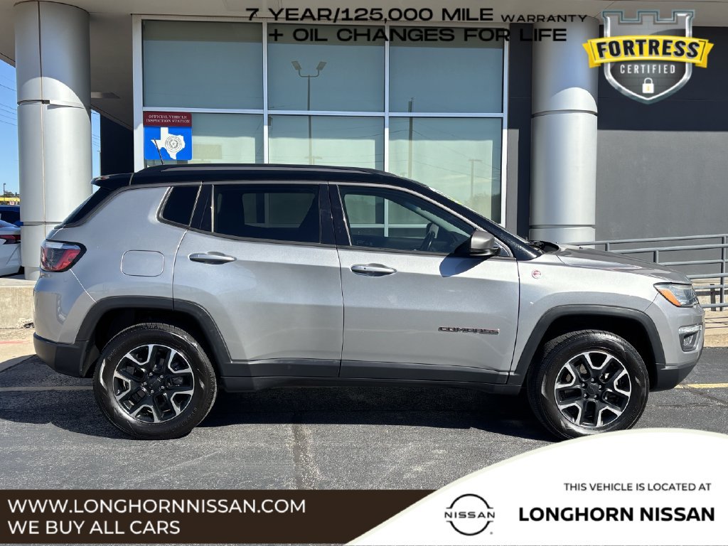 Used 2020 Jeep Compass Trailhawk AWD/4WD image 2