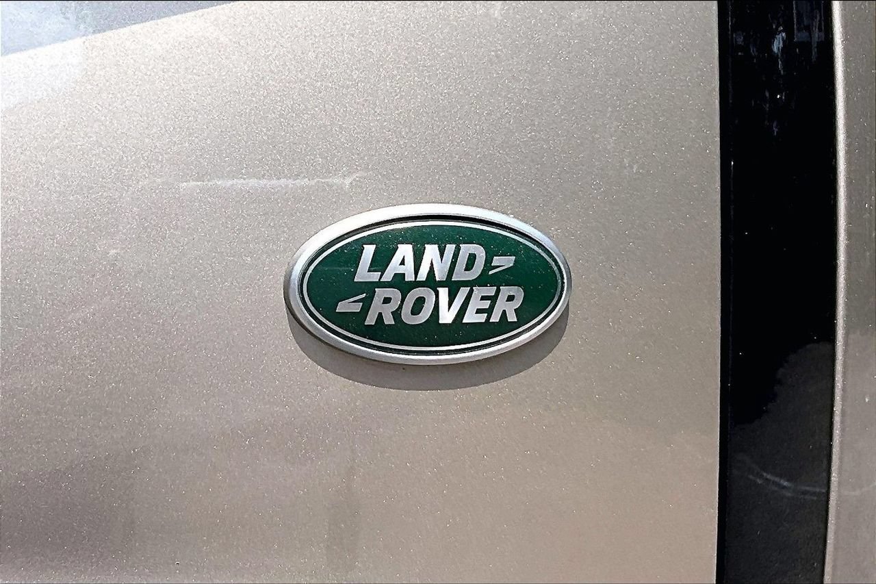 Used 2023 Land Rover Range Rover SE AWD/4WD image 26