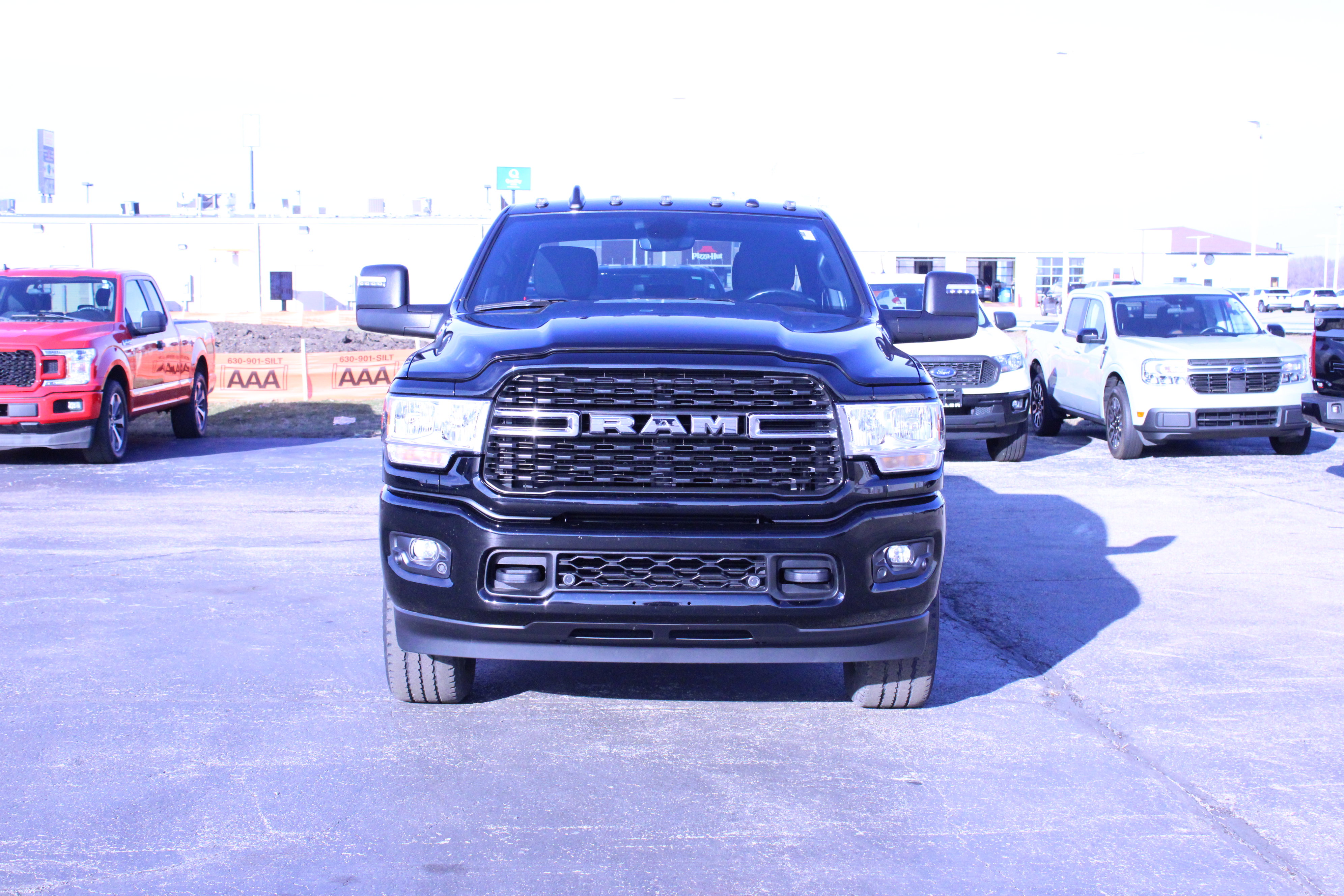Used 2023 RAM 3500 Big Horn w/ Level 1 Equipment Group image 3