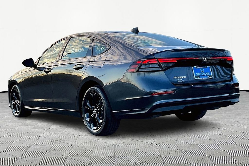 Used 2025 Honda Accord SE image 5