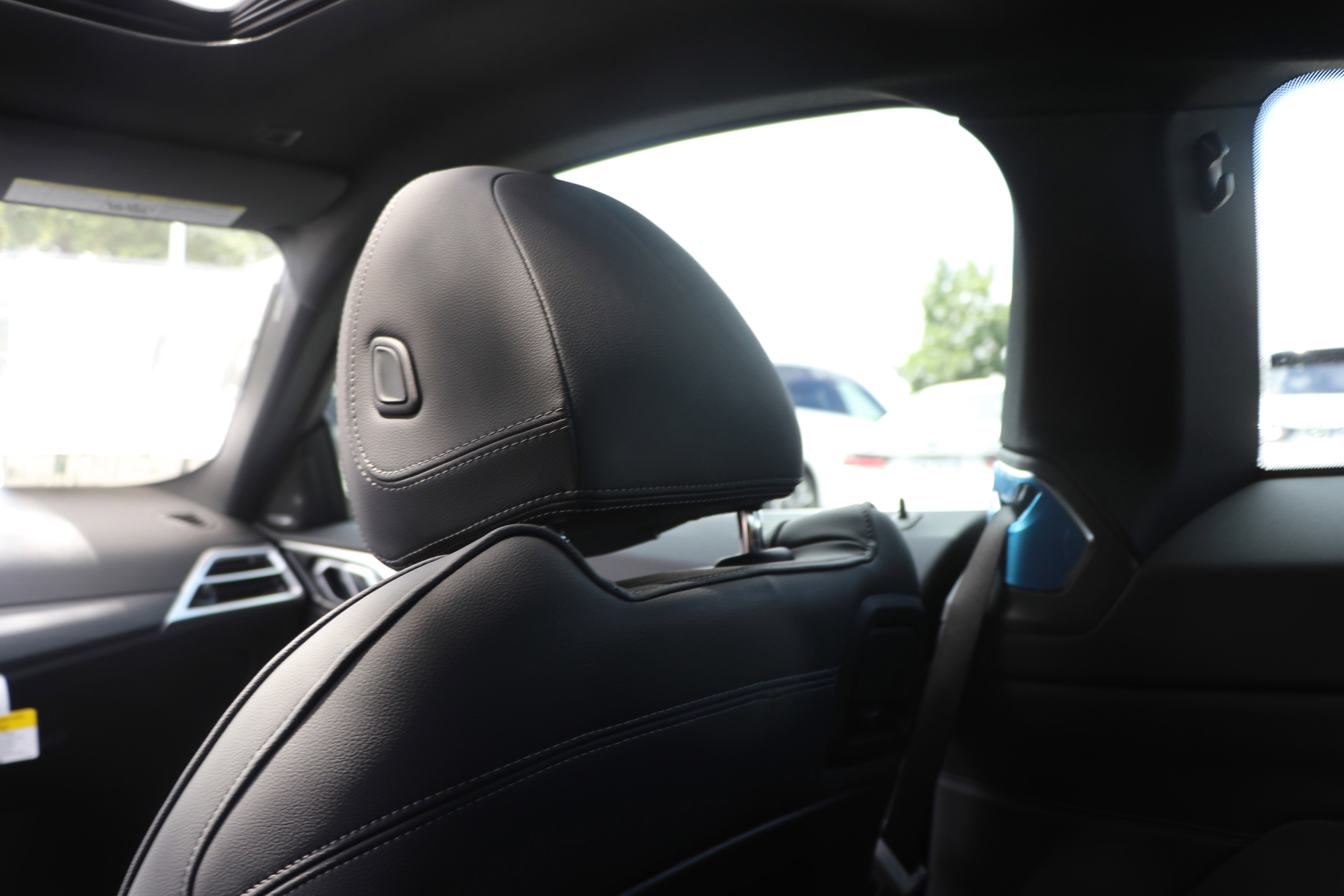 Certified 2026 BMW 430i Coupe w/ Premium Package image 34