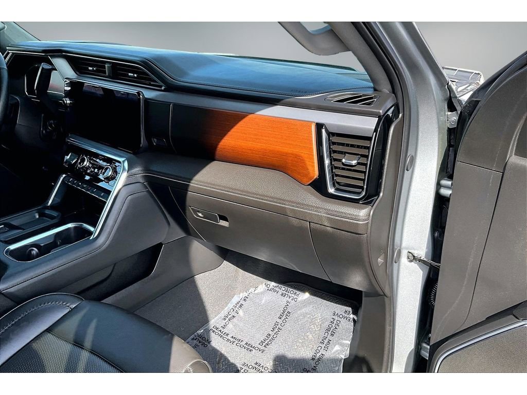 Used 2024 GMC Sierra 2500 Denali w/ Denali Reserve Package AWD/4WD image 22