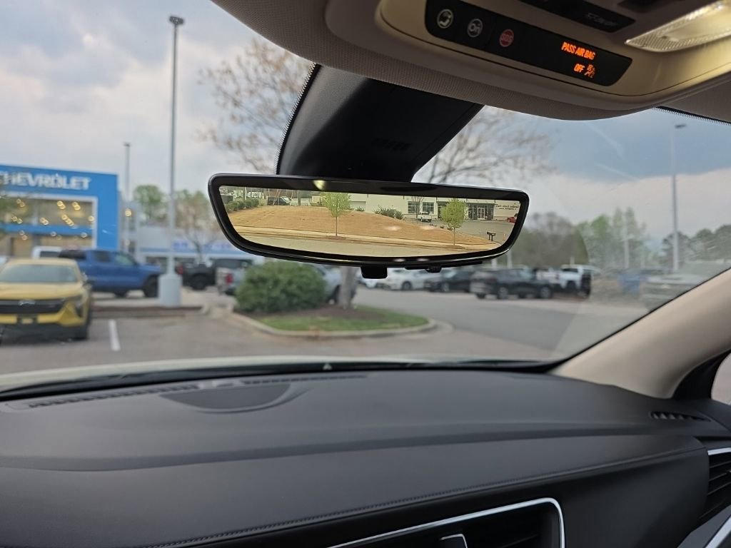 Used 2023 Buick Enclave Premium w/ Experience Buick Package image 9