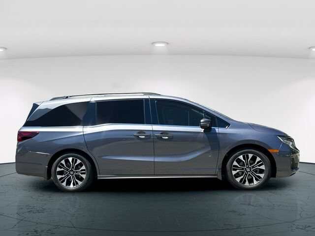 Used 2025 Honda Odyssey Elite image 8