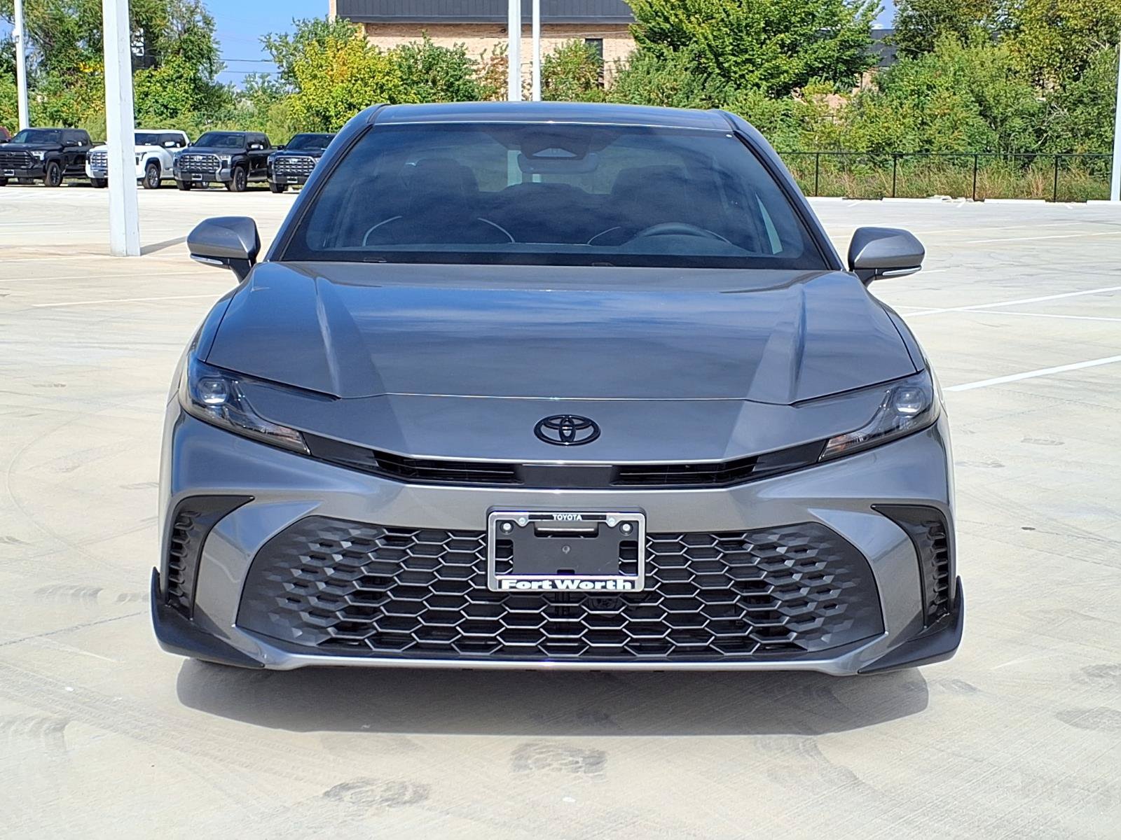 New 2026 Toyota Camry SE w/ Convenience Package FWD image 2