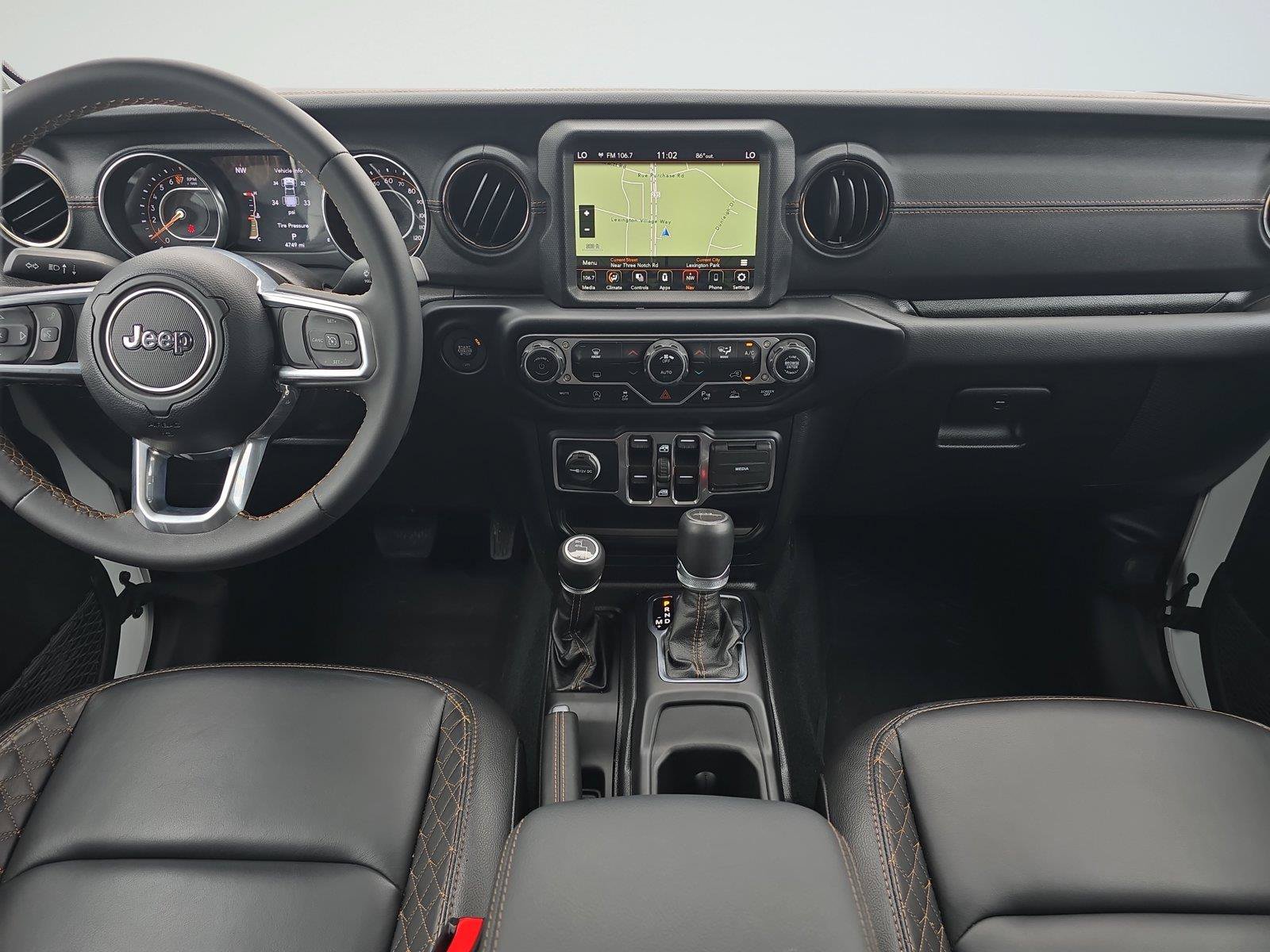 Used 2023 Jeep Gladiator Overland AWD/4WD image 11