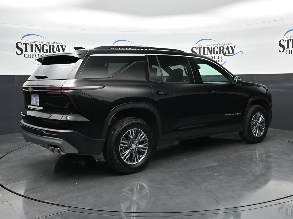Certified 2026 Chevrolet Traverse LT AWD/4WD image 7