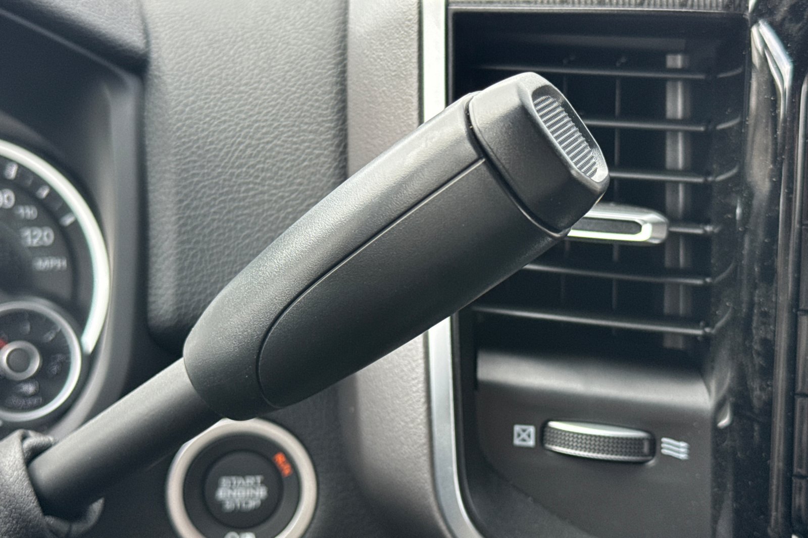 New 2027 RAM 3500 Big Horn AWD/4WD image 20