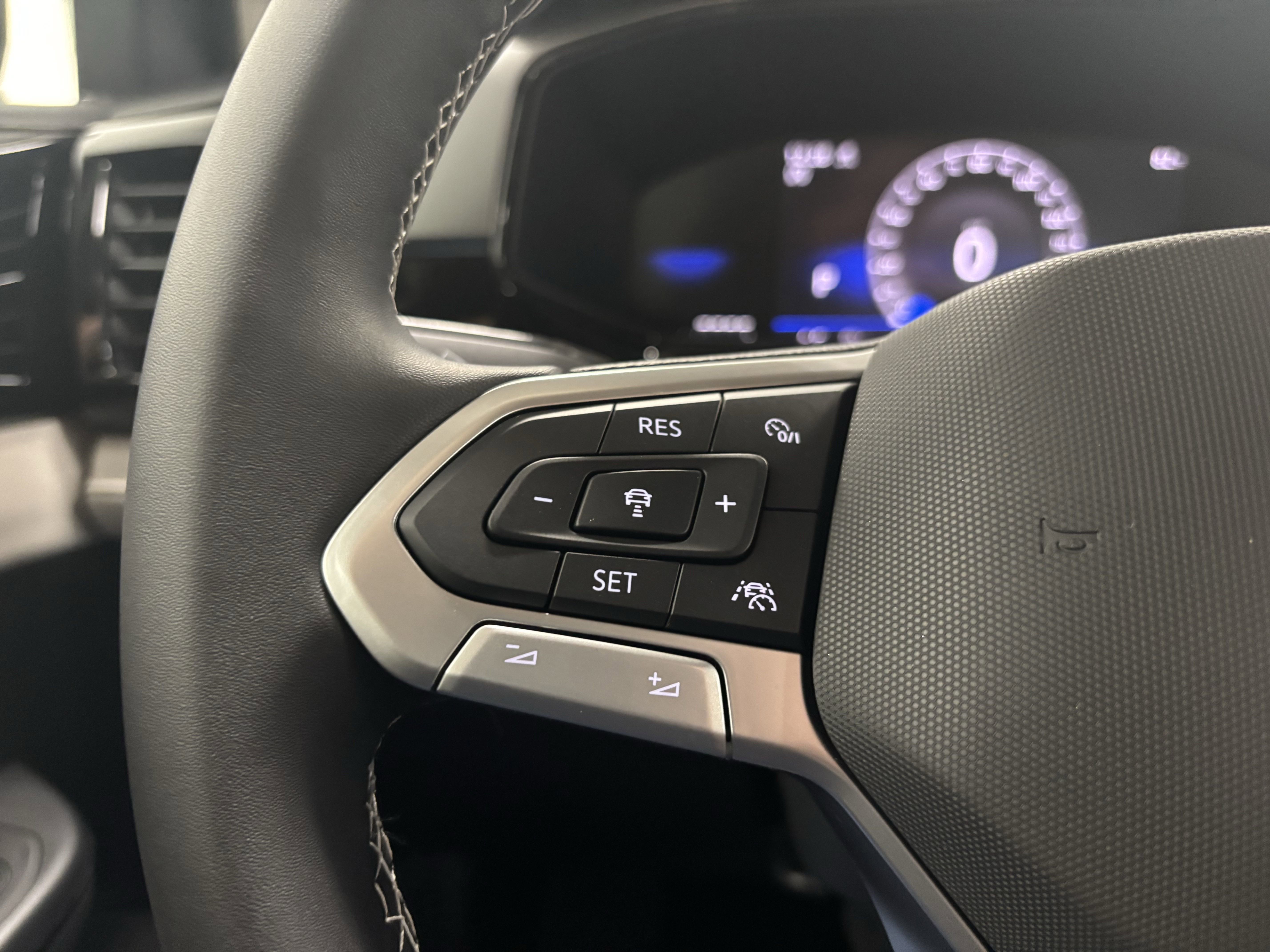 New 2025 Volkswagen Taos S image 25