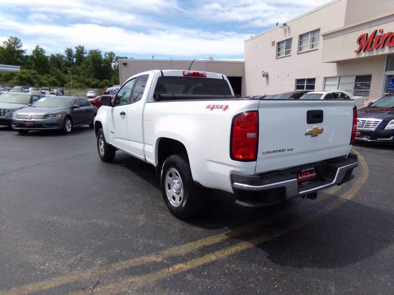 Used 2017 Chevrolet Colorado W/T w/ WT Convenience Package AWD/4WD image 8