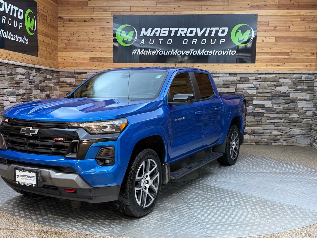 Used 2024 Chevrolet Colorado Z71 w/ Z71 Convenience Package 2 AWD/4WD image 6