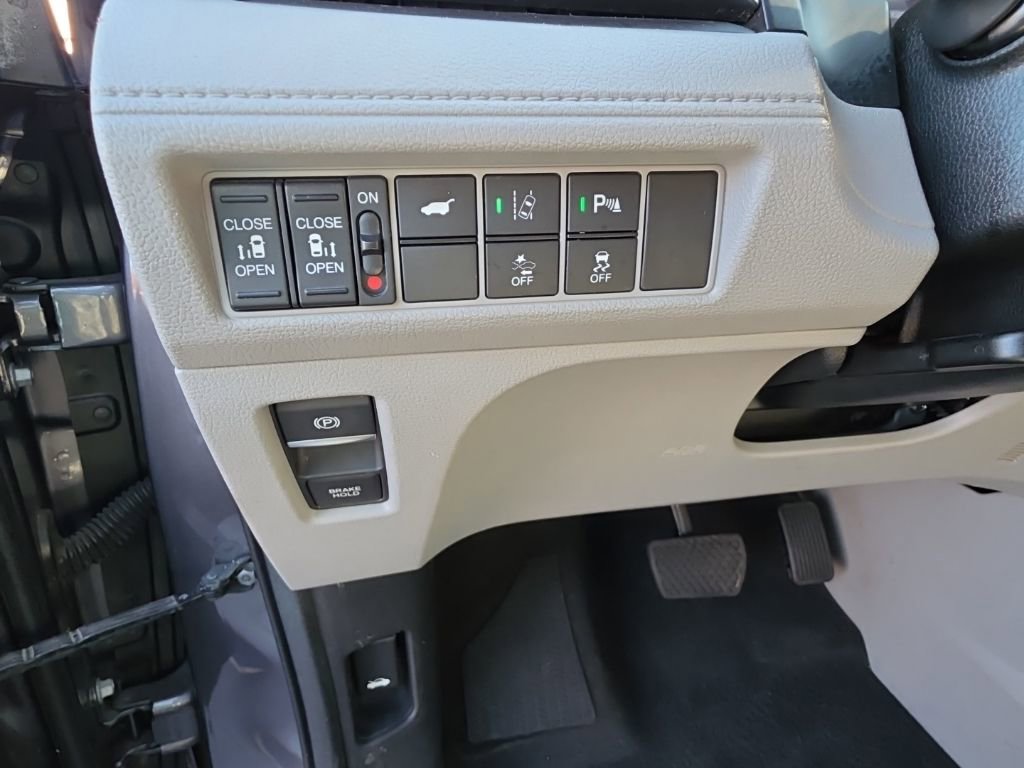 Used 2019 Honda Odyssey Touring image 18
