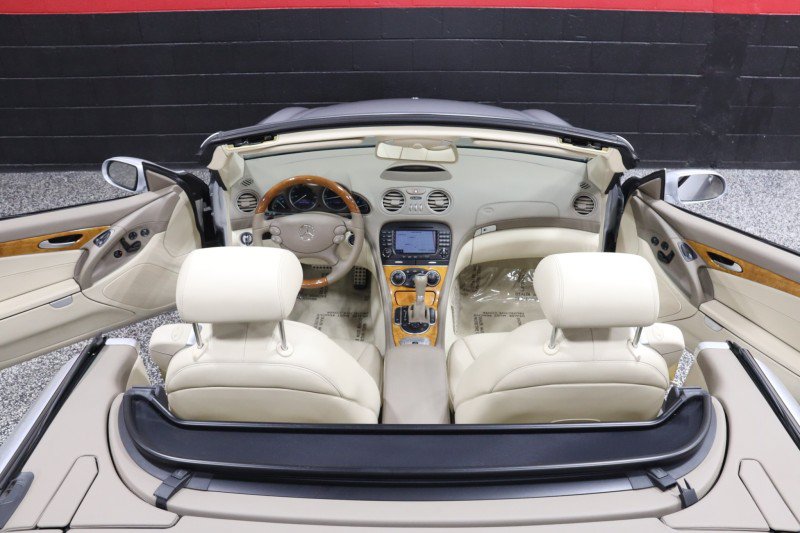 Used 2008 Mercedes-Benz SL 550 image 44