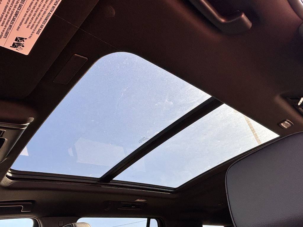 New 2026 GMC Yukon Denali w/ Sun & Power Step Package image 18