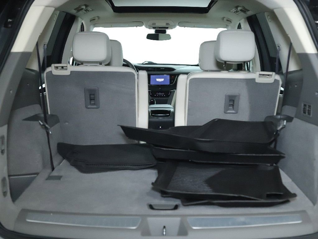 Used 2021 Cadillac XT6 Premium Luxury image 32