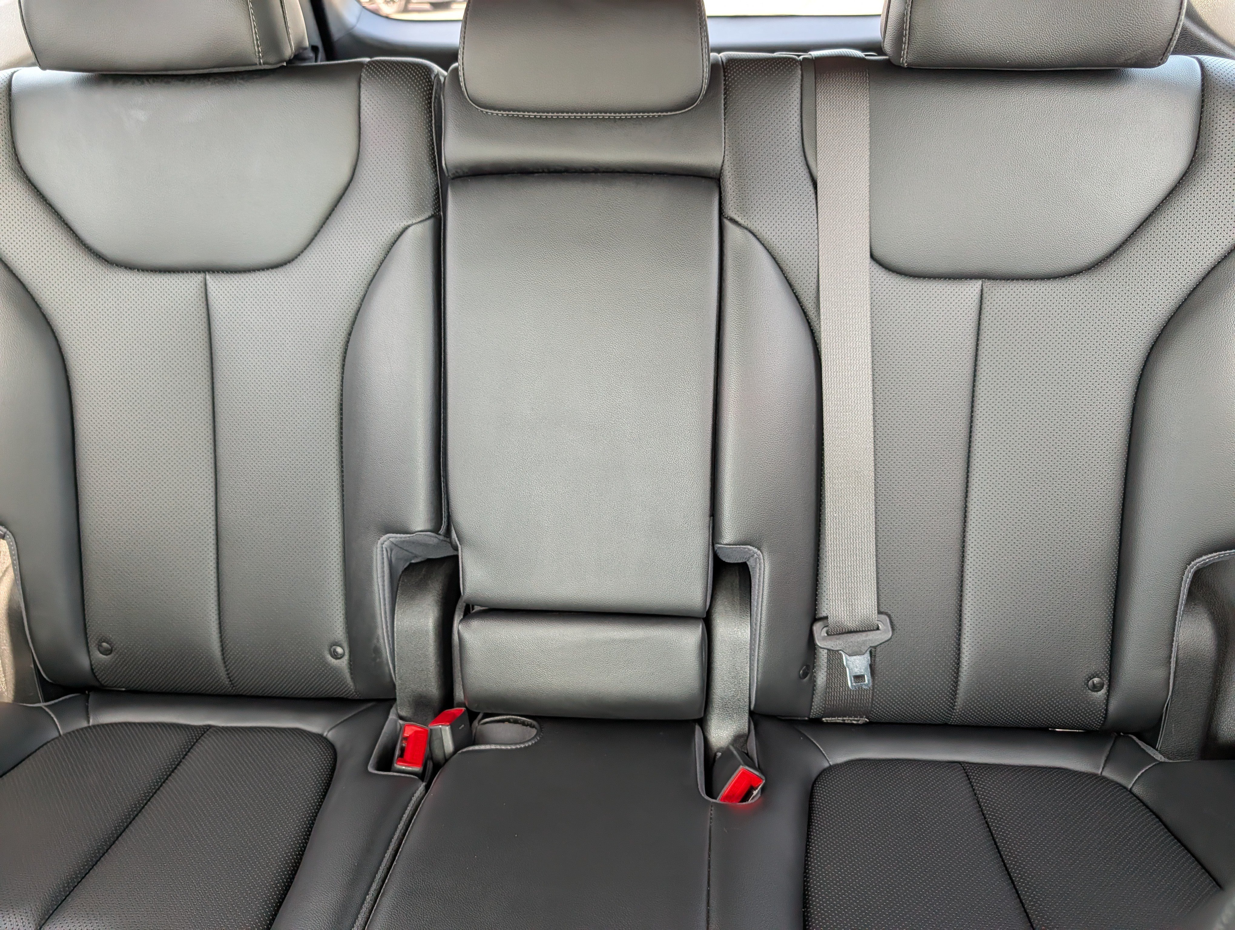Used 2023 Hyundai Santa Fe XRT FWD image 13