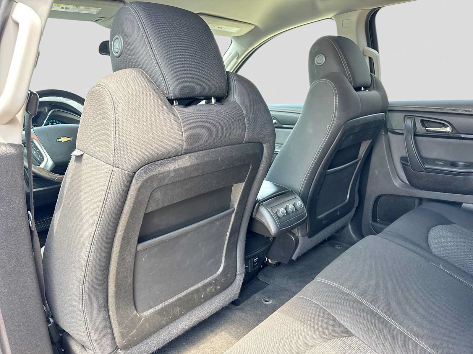 Used 2014 Chevrolet Traverse LT w/ All-Star Edition FWD image 17