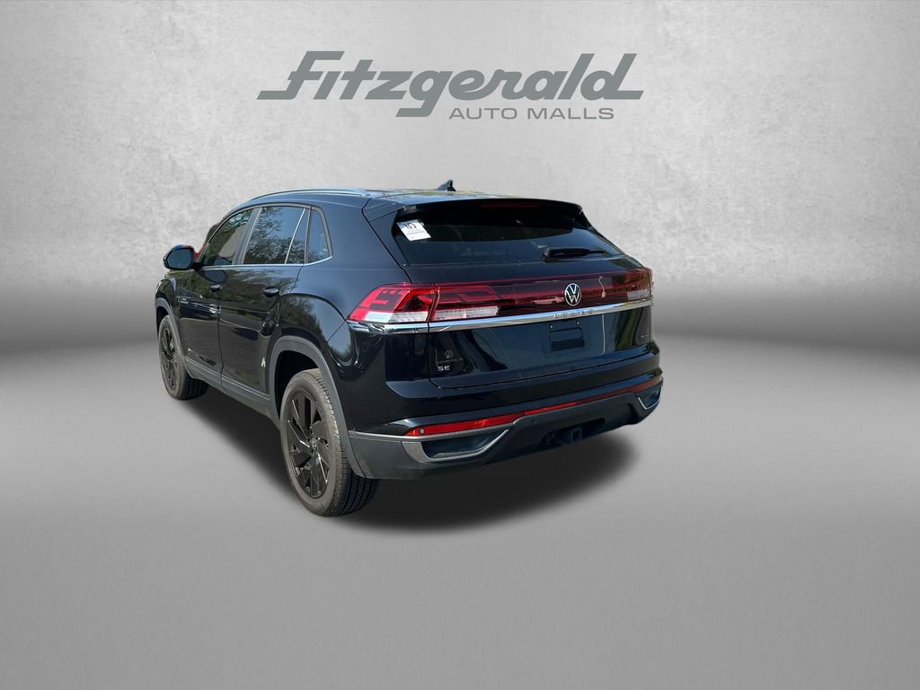 Used 2024 Volkswagen Atlas Cross Sport SE AWD/4WD image 5