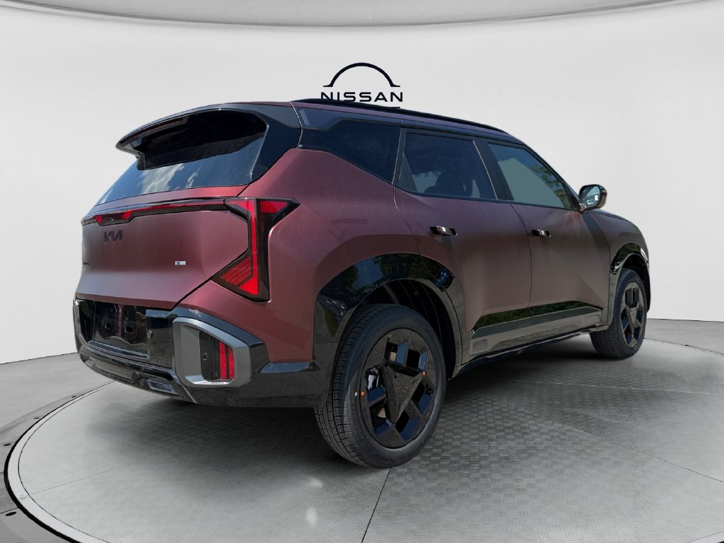 New 2027 Kia Seltos X-Line S w/ X-Line S Premium Package AWD/4WD image 5