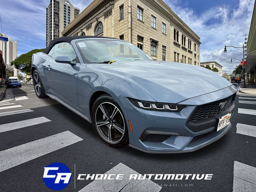 Used 2024 Ford Mustang Premium image 3