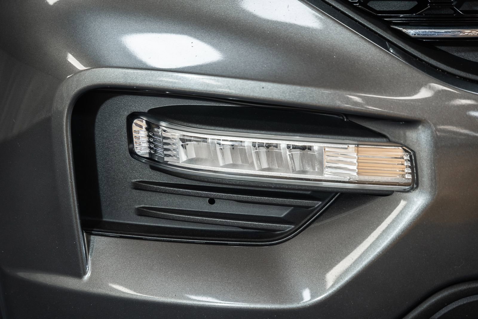 Certified 2020 Ford Explorer XLT w/ Equipment Group 202A image 19