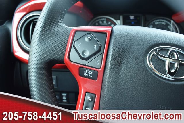 Used 2022 Toyota Tacoma Limited image 29