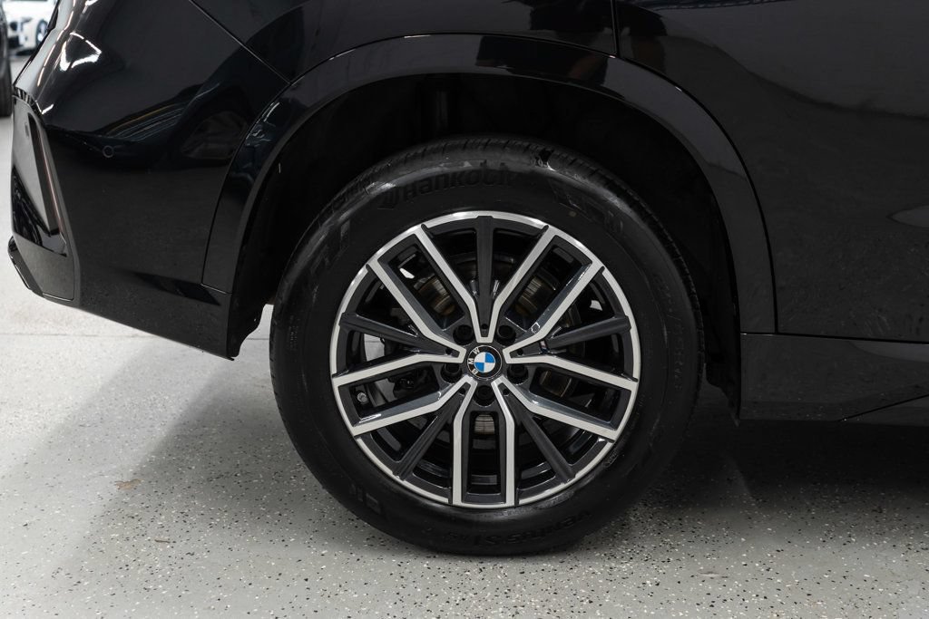 Used 2026 BMW X1 xDrive28i AWD/4WD image 34