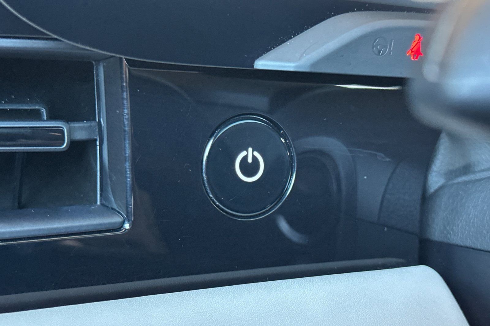 Used 2022 Porsche Taycan image 26