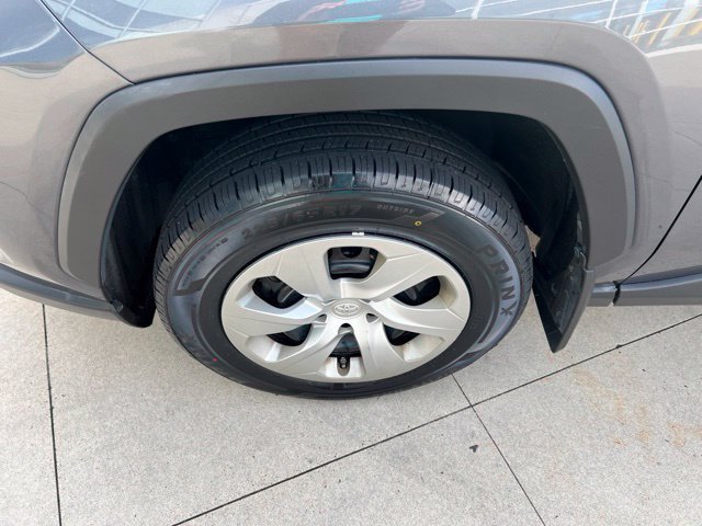 Used 2019 Toyota RAV4 LE w/ All Weather Liner Package AWD/4WD image 10