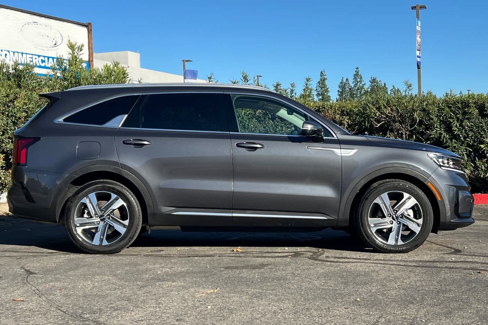 Used 2023 Kia Sorento SX Prestige image 9