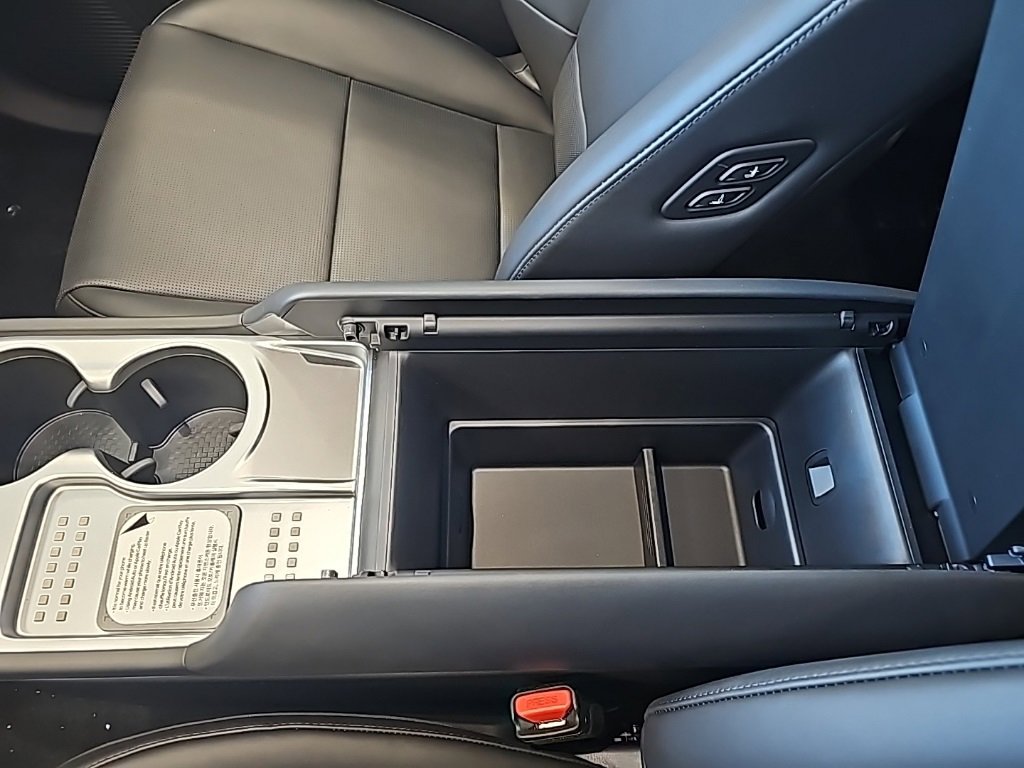 New 2026 Hyundai Ioniq 9 SEL image 24