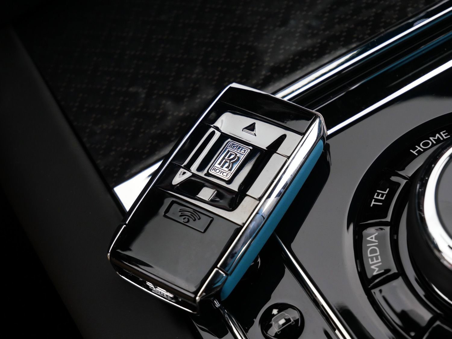 New 2026 Rolls-Royce Cullinan Black Badge image 34