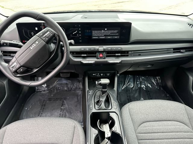 Used 2025 Kia K4 EX image 20