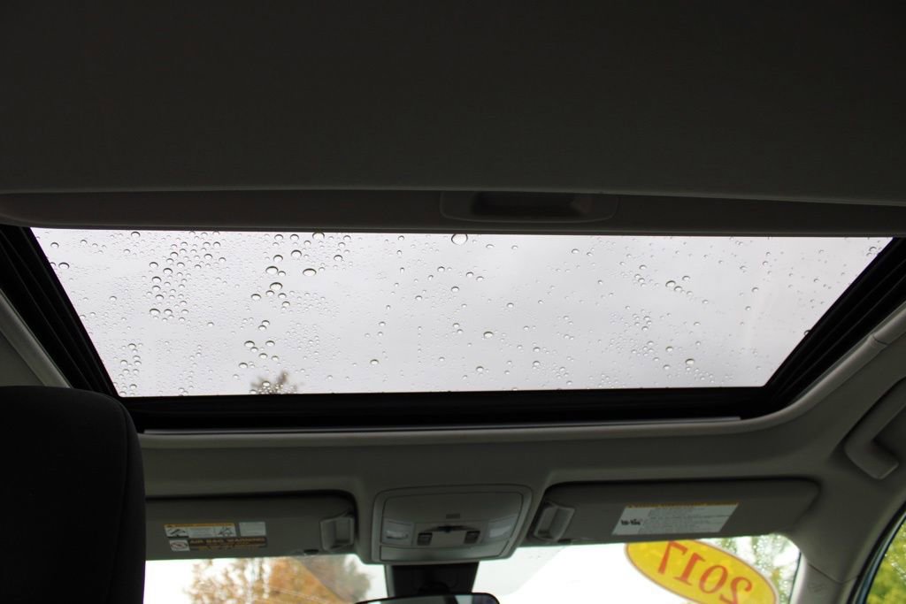 Used 2017 Toyota RAV4 XLE image 27